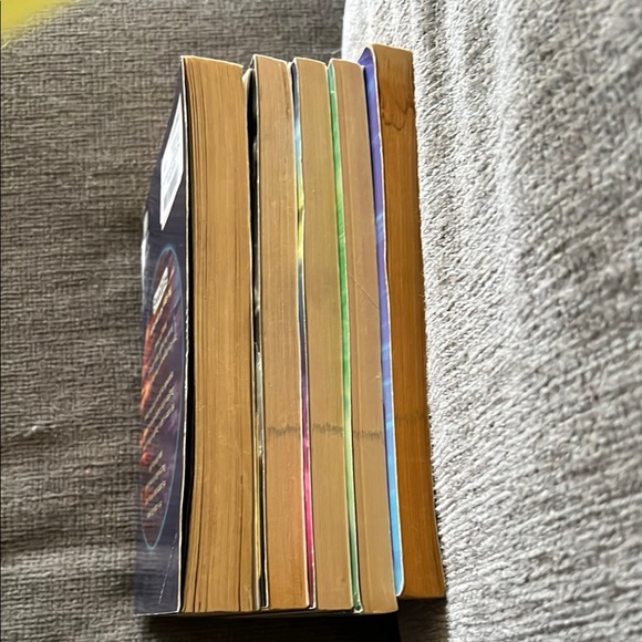 Animorphs Book Series Collection Lot of 5 - Picture 9 of 11